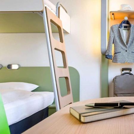 Ibis Budget Cannes Mougins Bagian luar foto